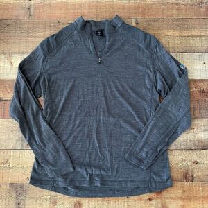 KÜHL Quarter‑Zip Pullover | Men’s XL | Gray Performance Top